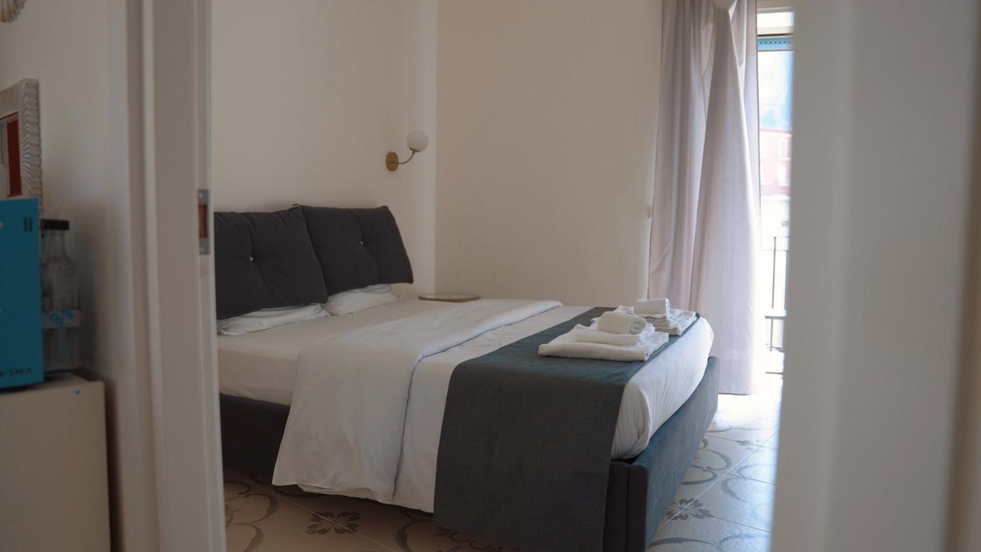 Naro Suites And Rooms Bacoli Dış mekan fotoğraf